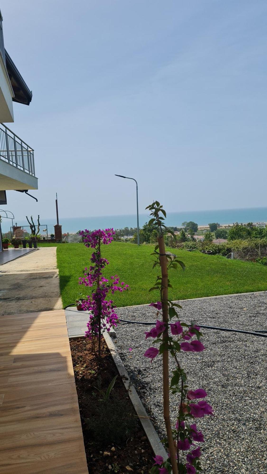 Sol Apartments Gjiri Lalzit Durrës Eksteriør billede
